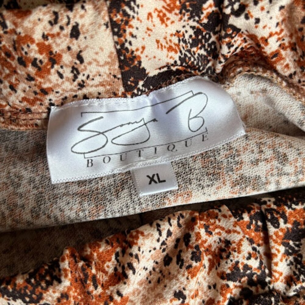 SG Boutique | Snake Print Wide-Leg Pants | Multicolor | Size XL - Picture 5 of 5